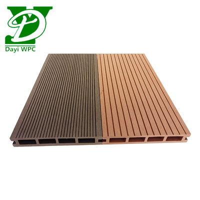 Hava Durumuna Karşı Dayanıklı Ahşap Plastik Kompozit Decking Patio Antikoroziv