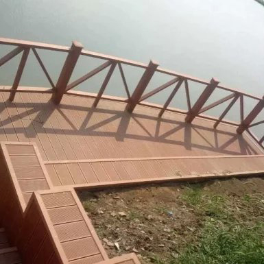 Özel Dekoratif WPC Kapı Paneli Ahşap Plastik Kompozit Çit Kelebek Dayanıklı