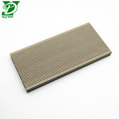 Dış Mekan Oyuk WPC Decking Derin Kabartmalı Su Geçirmez Performans